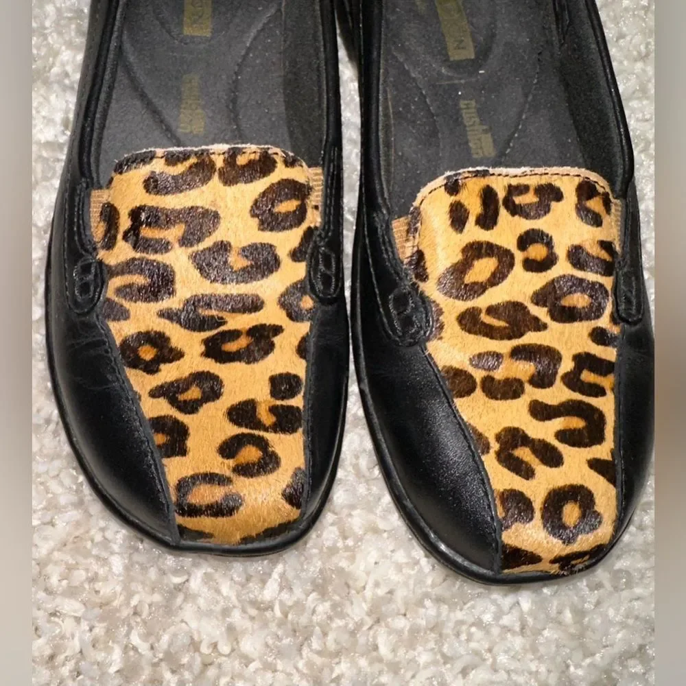Clarks Collection Bayou Leather and Leopard Horse Hair Loafers- NWOT 5